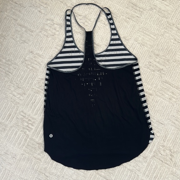 Lululemon Water Bound Singlet Apex Stripe Printed Black Dune tank, Medium 8-10 - Picture 7 of 16
